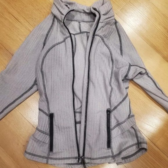 Athleta xs jacket - Picture 2 of 2